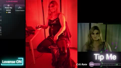 Snapshot of tvgirlth chatting on 24, 11, 2025 Tia online show from 24, 11, 2025