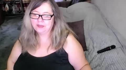 Snapshot of tviks chatting on 18, 6, 2026 Lana online show from 18, 6, 2026