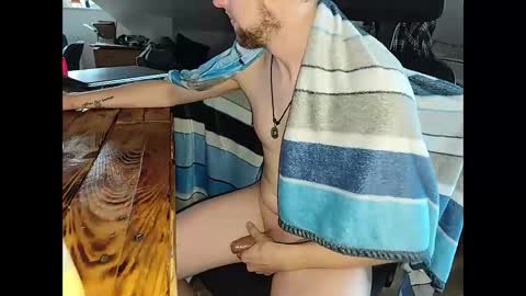 Tobi online show from 4, 12, 2025