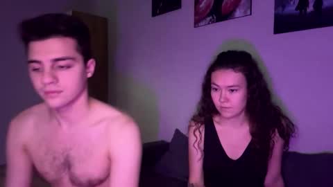 Snapshot of tw1nflame chatting on 22, 10, 2025 Twin Flame online show from 22, 10, 2025