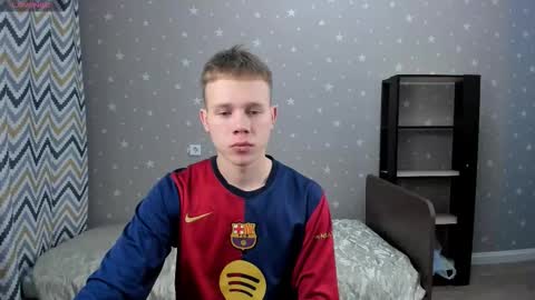 Angus online show from 27, 11, 2025