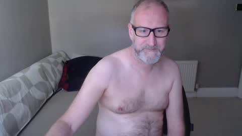 twilightchilli online show from 8, 4, 2026