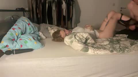 TwinFlameDesire online show from 22, 11, 2025