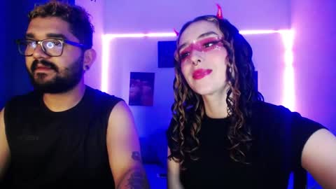 Snapshot of twinflamesxx chatting on 11, 9, 2025 TwinFlamesXX online show from 11, 9, 2025