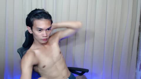 Snapshot of twink_clint chatting on 27, 2, 2025 twink_clint online show from 27, 2, 2025