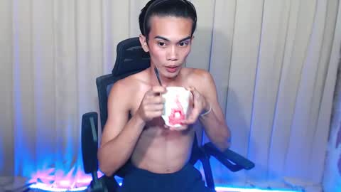 Snapshot of twink_clint chatting on 3, 3, 2025 twink_clint online show from 3, 3, 2025