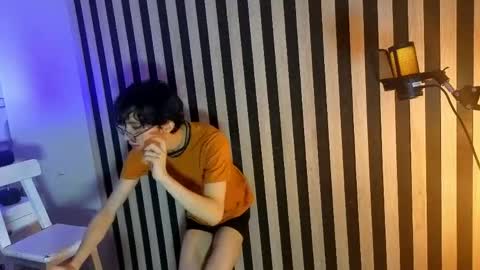 Snapshot of twink_sebas7 chatting on 16, 4, 2026 Sebastin online show from 16, 4, 2026