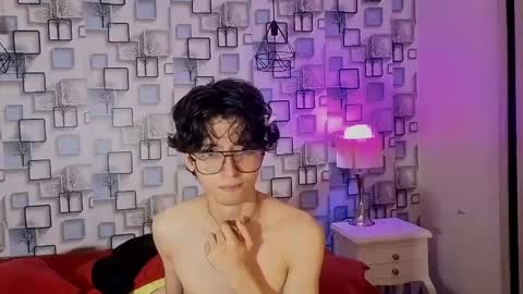 Snapshot of twink_sebas7 chatting on 13, 5, 2026 Sebastin online show from 13, 5, 2026
