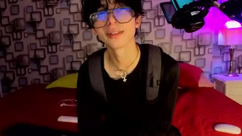 Snapshot of twink_sebas7 chatting on 15, 5, 2026 Sebastin online show from 15, 5, 2026