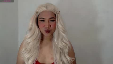 Snapshot of twinkcheska chatting on 12, 11, 2025 Cheska Schock online show from 12, 11, 2025