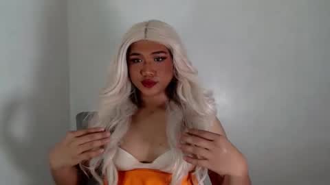 Snapshot of twinkcheska chatting on 16, 11, 2025 Cheska Schock online show from 16, 11, 2025