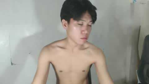 Snapshot of twinkerx chatting on 6, 4, 2026 twinkerx online show from 6, 4, 2026