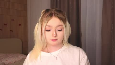 twinklefluff online show from 12, 1, 2026