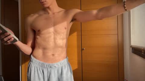 Snapshot of twinksweetlovehot chatting on 5, 12, 2024 twinksweetlovehot online show from 5, 12, 2024