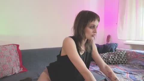 Snapshot of twins_terror chatting on 25, 5, 2026 Sin and Skin online show from 25, 5, 2026