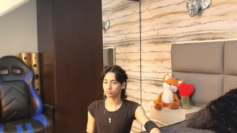 twinslovers_ online show from 25, 2, 2026