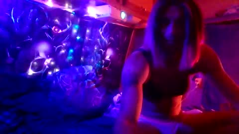Snapshot of twiztidleeanna69 chatting on 29, 11, 2025 Tintilizing Excitement online show from 29, 11, 2025