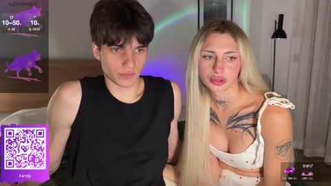 Molly and Nick online show from 29, 11, 2025