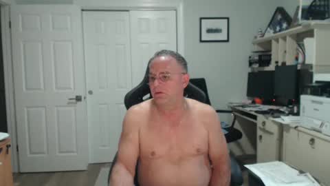 Twopeopleinlove online show from 24, 11, 2025