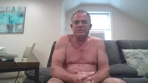 Twopeopleinlove online show from 31, 5, 2026