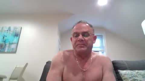 Twopeopleinlove online show from 16, 6, 2026