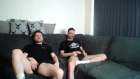 Snapshot of twotwinkhusbands chatting on 26, 4, 2026 RyanRowan online show from 26, 4, 2026