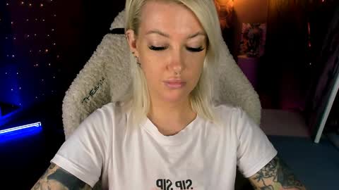 Miley online show from 10, 4, 2026