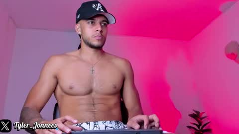 Tyler online show from 29, 10, 2025