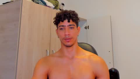     online show from 1, 12, 2024