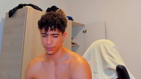     online show from 23, 12, 2024