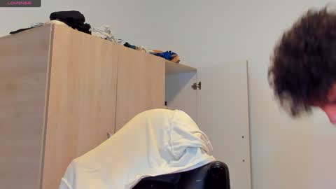     online show from 30, 12, 2024