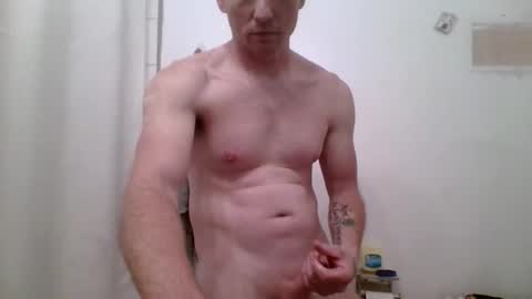 Snapshot of tylerdurden06 chatting on 15, 4, 2026 tylerdurden06 online show from 15, 4, 2026