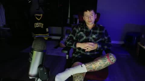 Snapshot of tylernextdoor chatting on 23, 5, 2026 Tyler online show from 23, 5, 2026