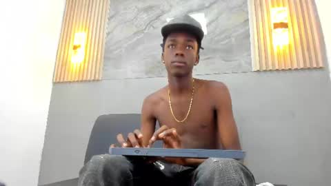 Snapshot of tyron_banks chatting on 11, 6, 2026 TYRON online show from 11, 6, 2026