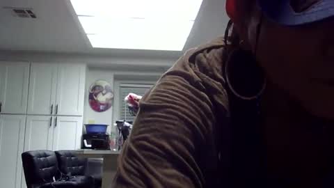 Snapshot of uandme_baby chatting on 3, 6, 2026 Azelia B online show from 3, 6, 2026