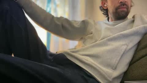 Snapshot of ubehalaya chatting on 9, 11, 2025 Ross online show from 9, 11, 2025