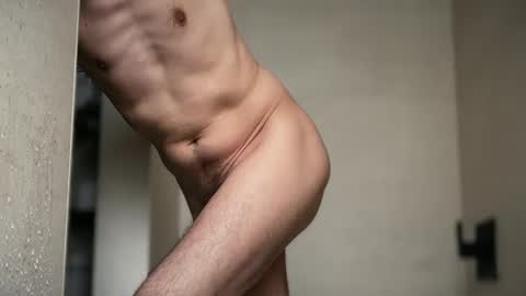 Snapshot of ubehalaya chatting on 22, 11, 2025 Ross online show from 22, 11, 2025