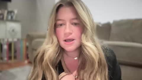 Snapshot of ughtatum chatting on 15, 10, 2025 Tate online show from 15, 10, 2025