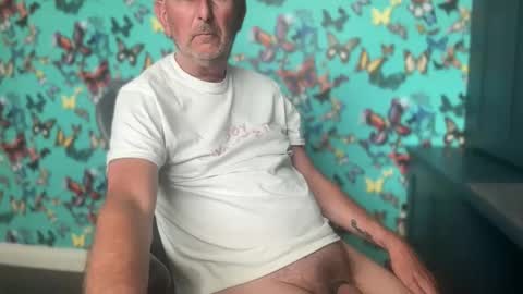 Snapshot of ukcock2016 chatting on 27, 5, 2026 Adam online show from 27, 5, 2026