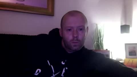 ukmatty3 online show from 28, 9, 2025