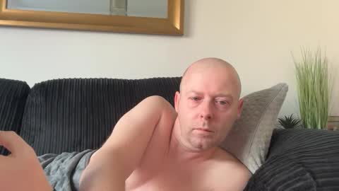 ukmatty3 online show from 19, 4, 2026