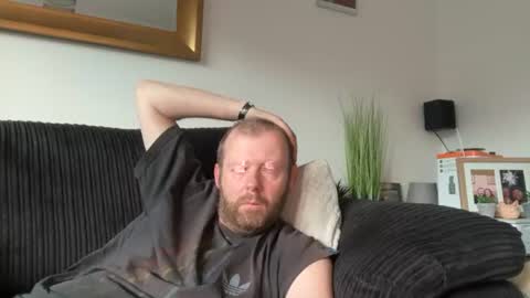 Snapshot of ukmatty3 chatting on 12, 6, 2026 ukmatty3 online show from 12, 6, 2026