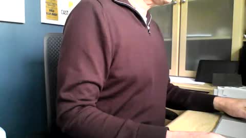 Snapshot of ukshowall chatting on 18, 5, 2026 mark online show from 18, 5, 2026