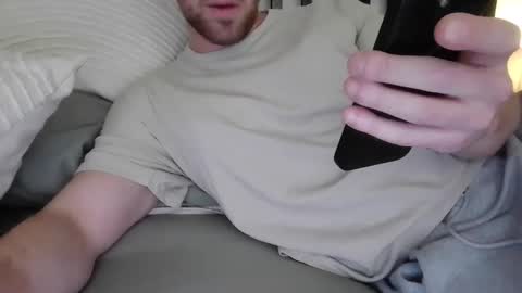 Snapshot of uksubby chatting on 7, 1, 2025 uksubby online show from 7, 1, 2025