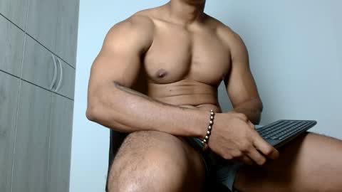 Snapshot of ulisess15 chatting on 15, 5, 2026 Felipe model independent online show from 15, 5, 2026