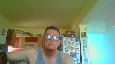 ulmeni4 online show from 16, 4, 2026