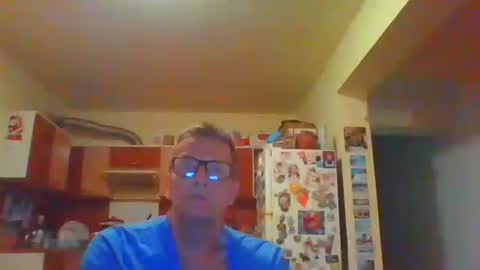 Snapshot of ulmeni4 chatting on 19, 4, 2026 ulmeni4 online show from 19, 4, 2026