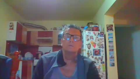 Snapshot of ulmeni4 chatting on 24, 4, 2026 ulmeni4 online show from 24, 4, 2026