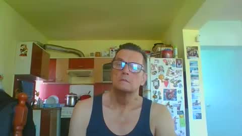 Snapshot of ulmeni4 chatting on 27, 4, 2026 ulmeni4 online show from 27, 4, 2026