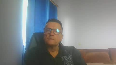 Snapshot of ulmeni7 chatting on 28, 10, 2025 ulmeni7 online show from 28, 10, 2025